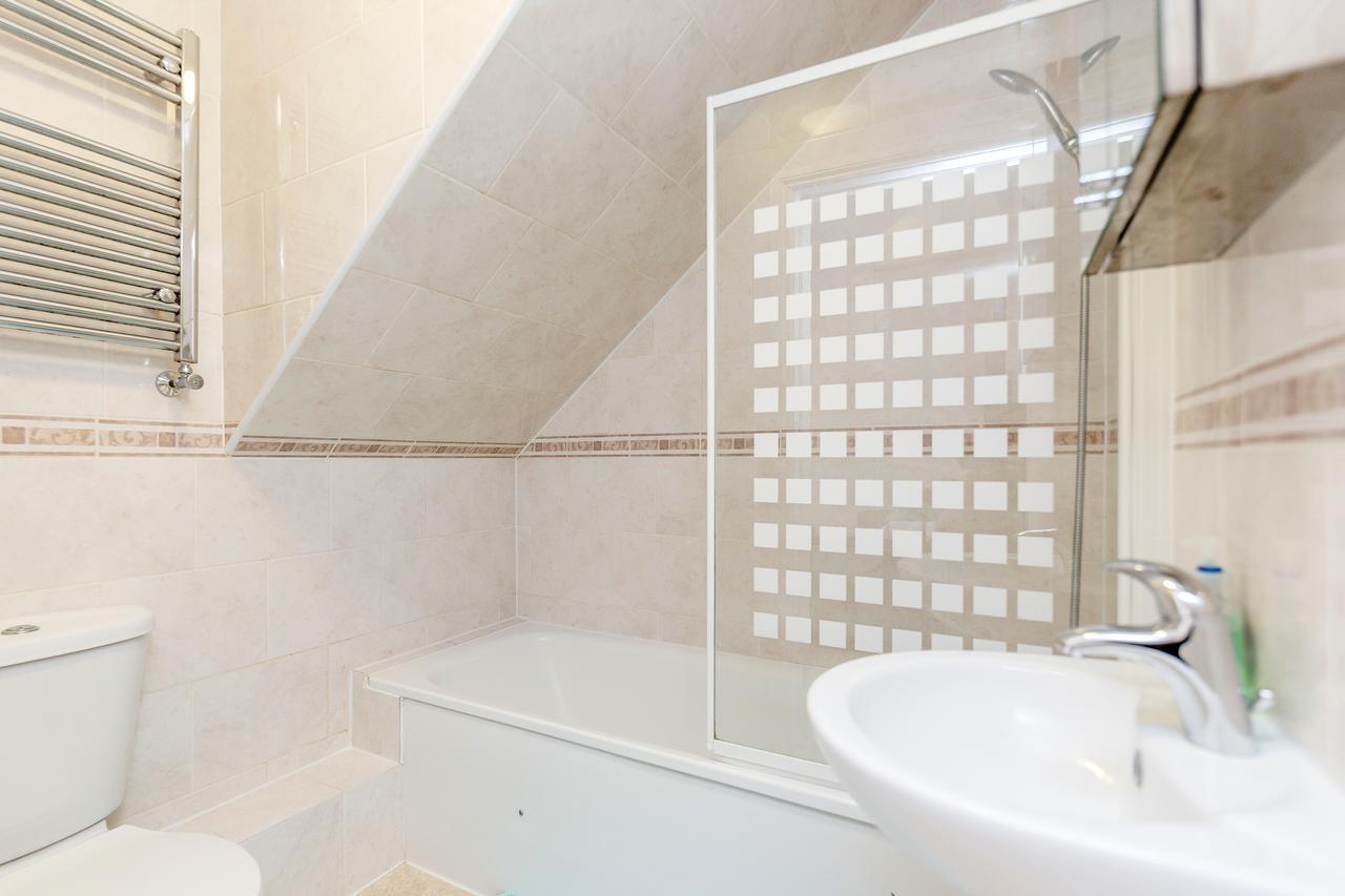 Watford Junction Apartment Экстерьер фото