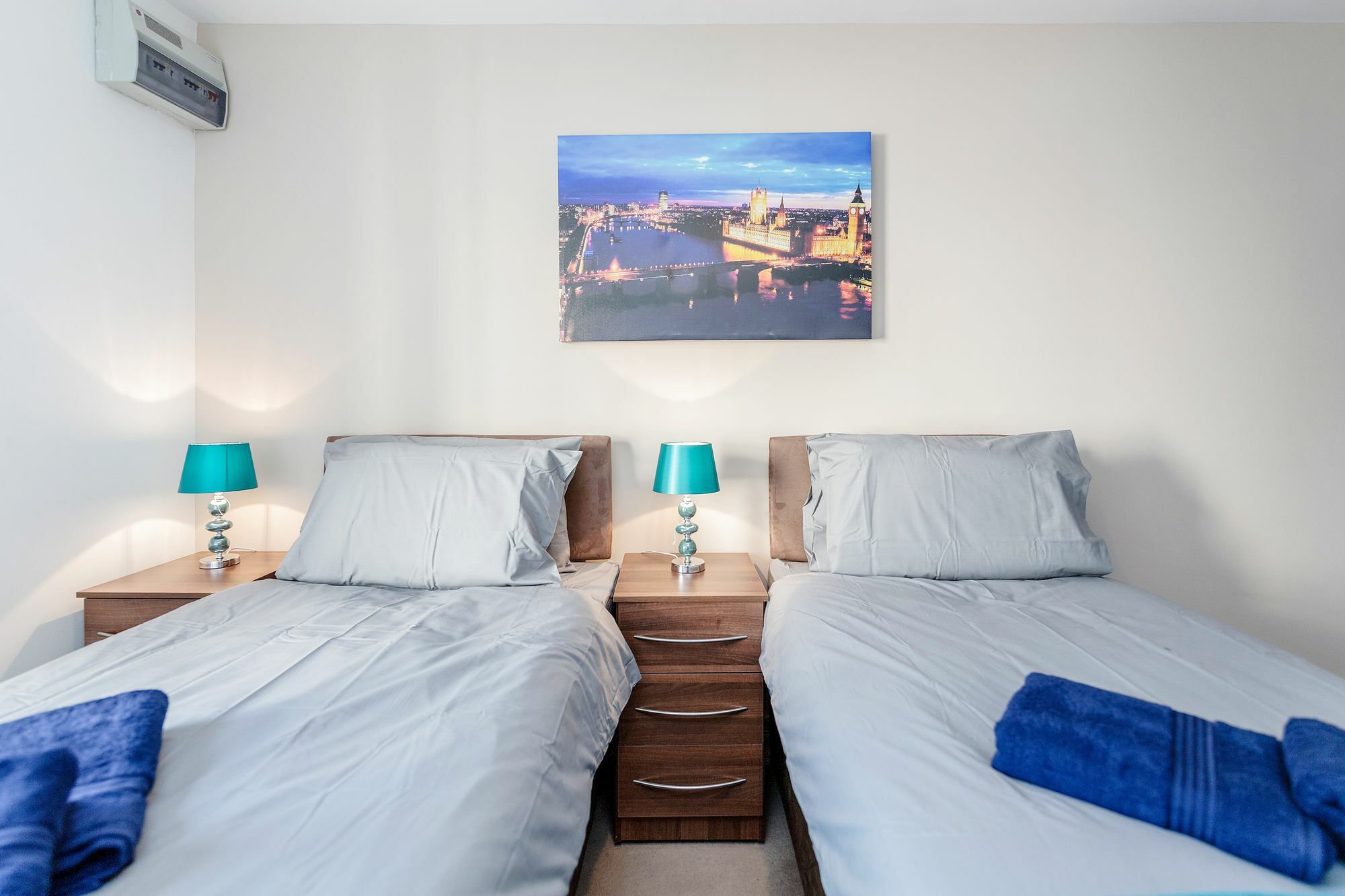 Watford Junction Apartment Экстерьер фото